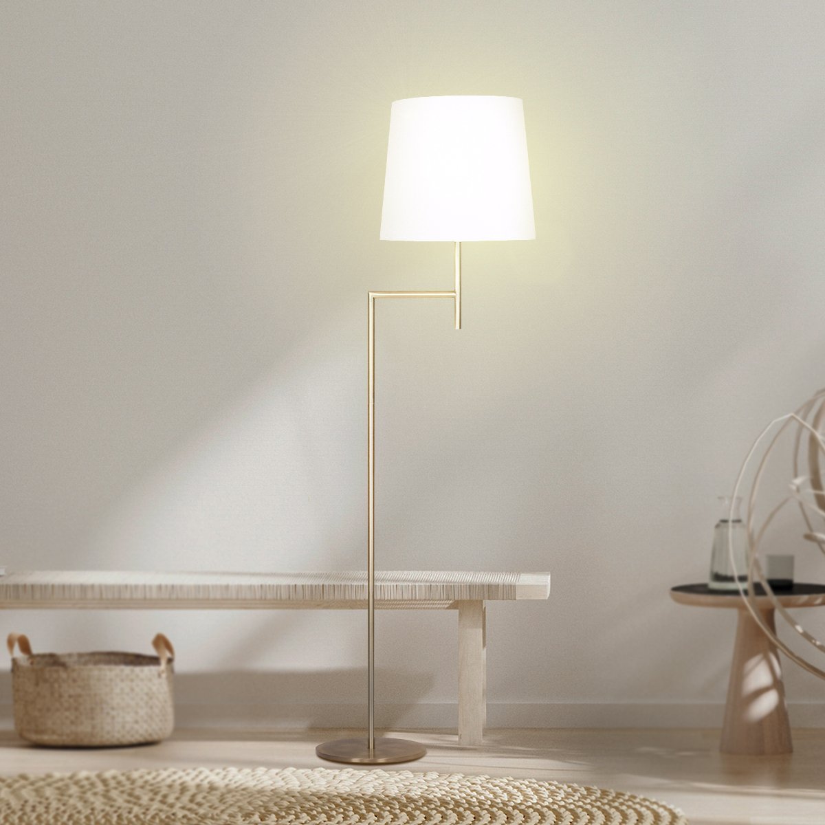 Sarantino Metal Floor Lamp – Modern & Stylish Lighting.
