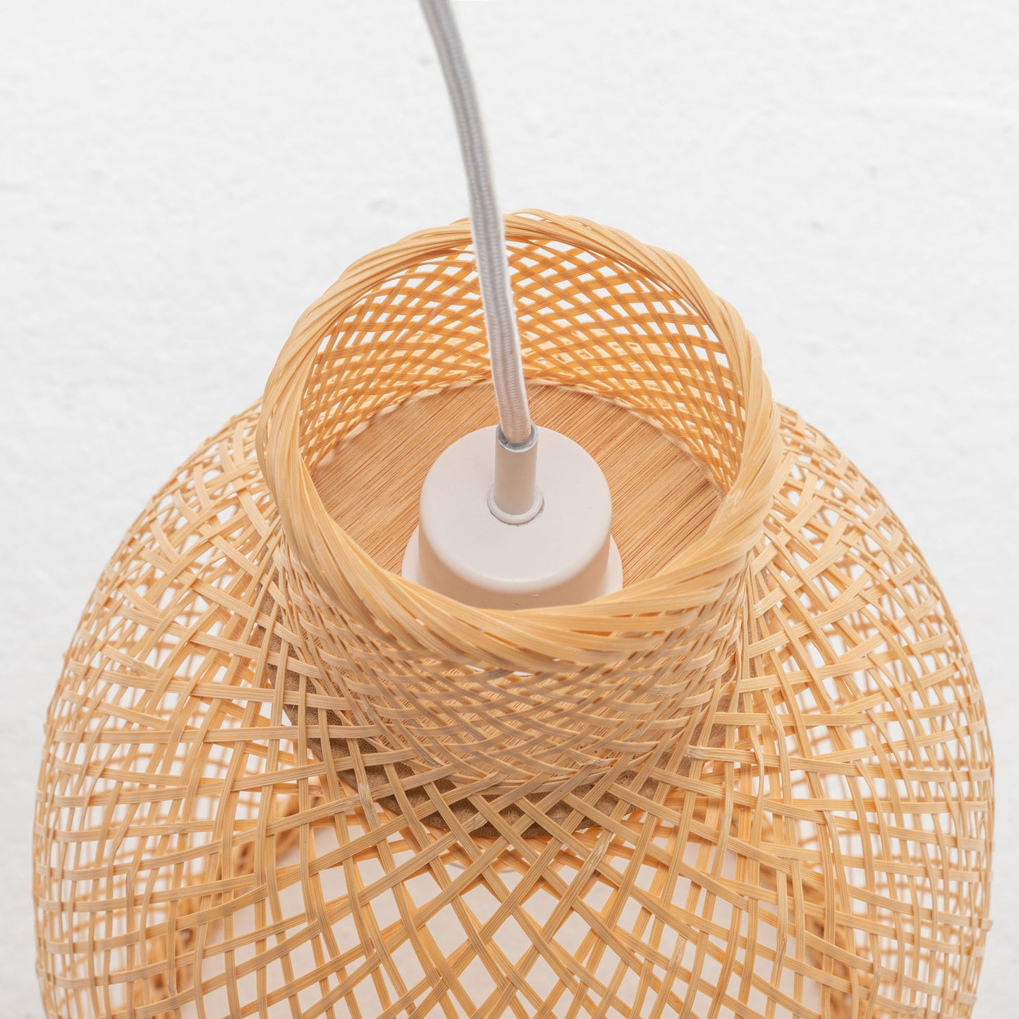 Natural Woven Bamboo – Eco-Friendly & Stylish Home Accents.