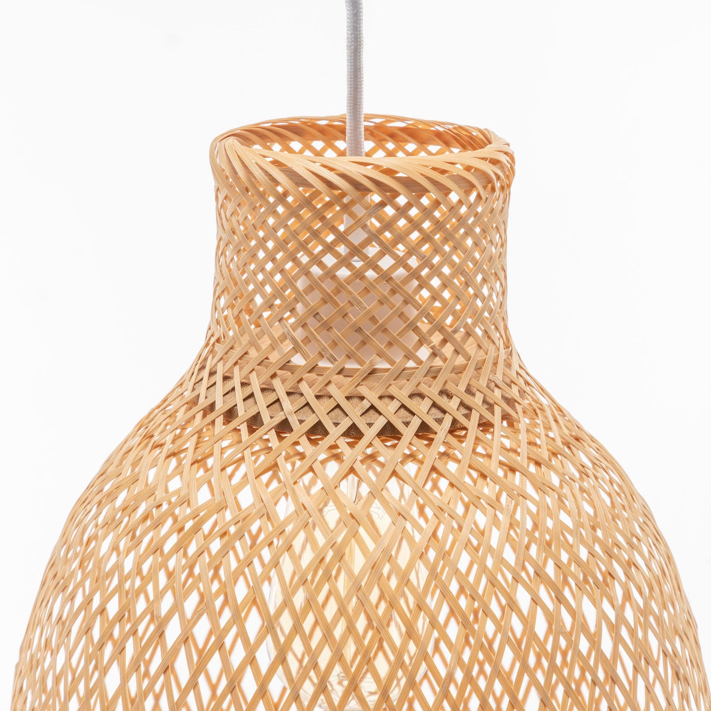 Natural Woven Bamboo – Eco-Friendly & Stylish Home Accents.