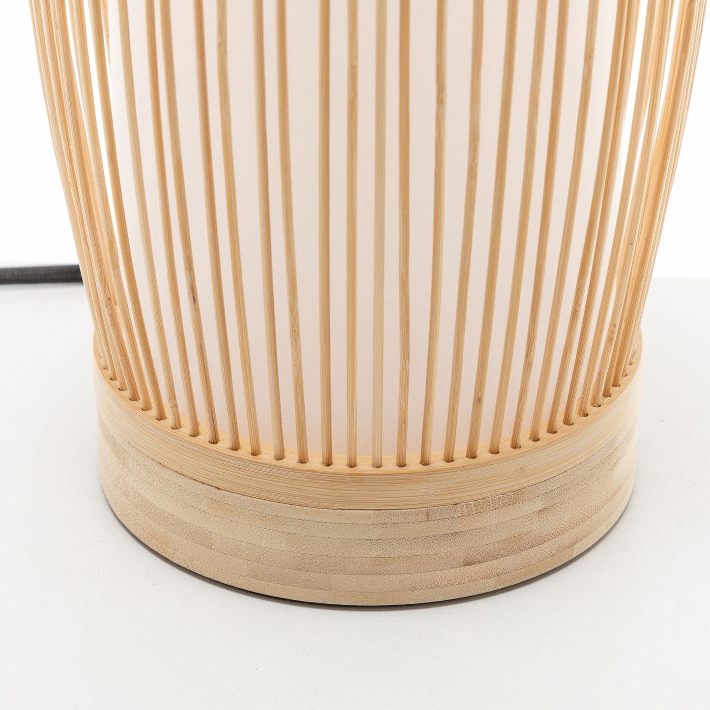 Natural Woven Bamboo – Eco-Friendly & Stylish Home Decor.