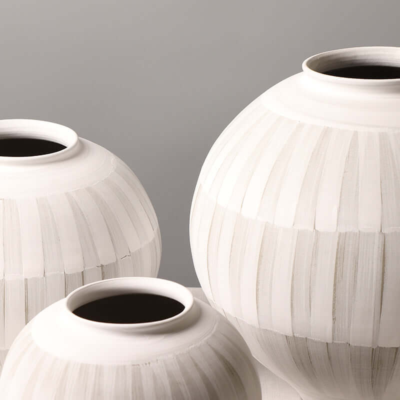 Wabi-Sabi Inspired Earthenware Pot – Rustic Minimalist Home Accent.