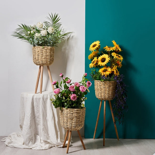 Straw Floor Standing Flowerpot