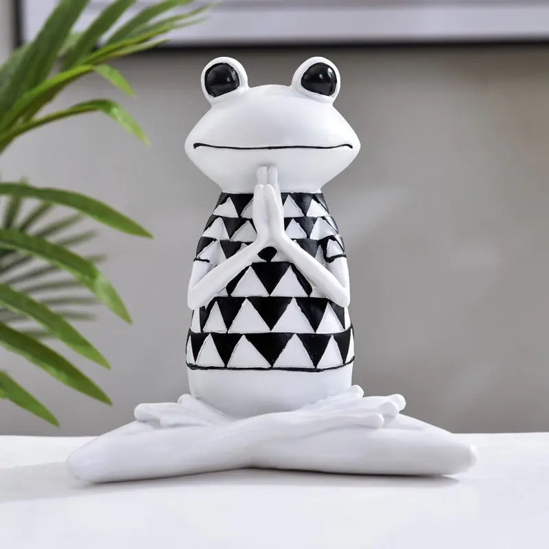 Resin Craft Creative Yoga Frog Model