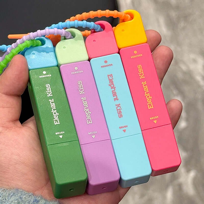 Portable Stain Removal Pen – Instant Clean Anytime, Anywhere.