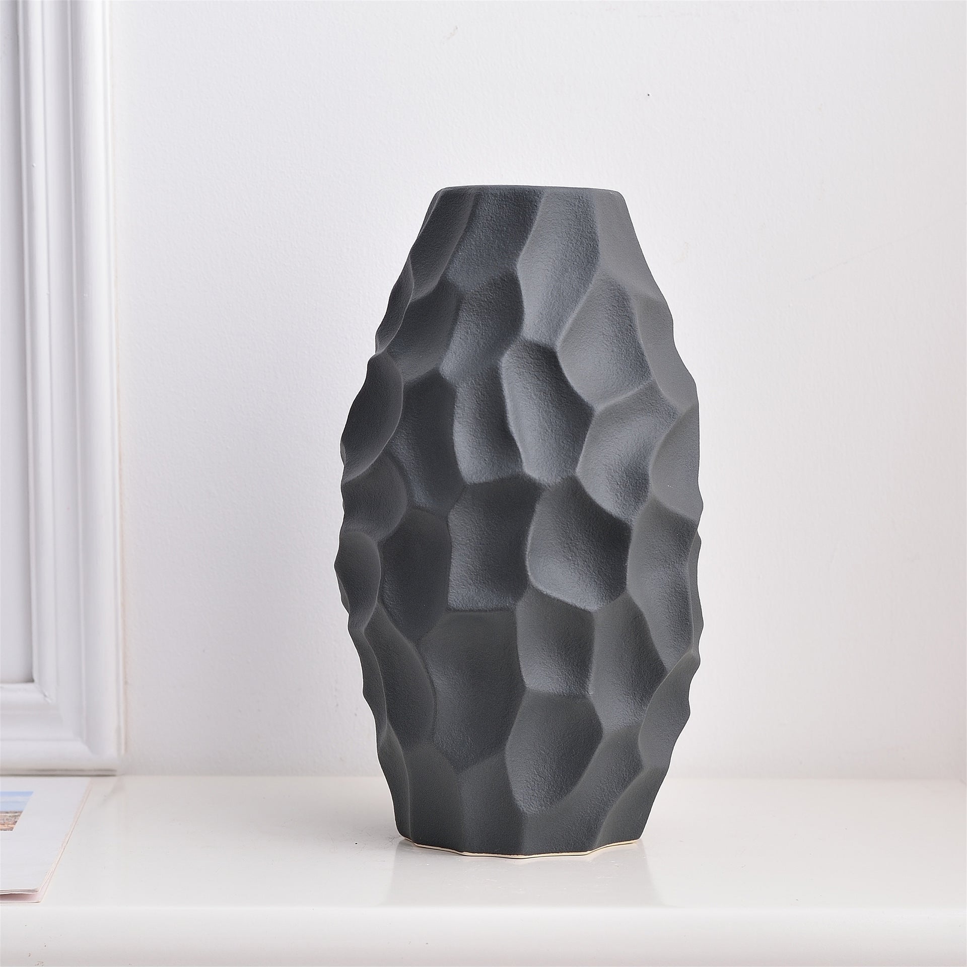 Wangcheng Nordic Vases - The Nest Trading Company
