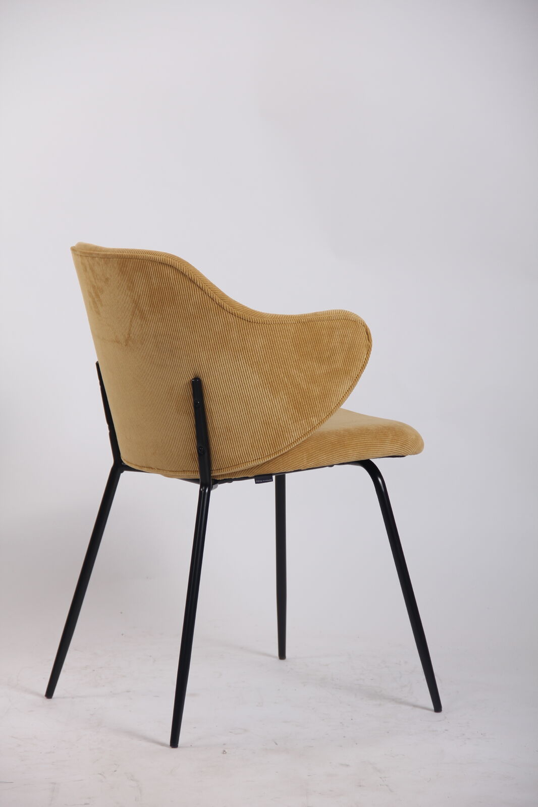 Set of 4 Dining Chairs – Stylish & Comfortable Seating.