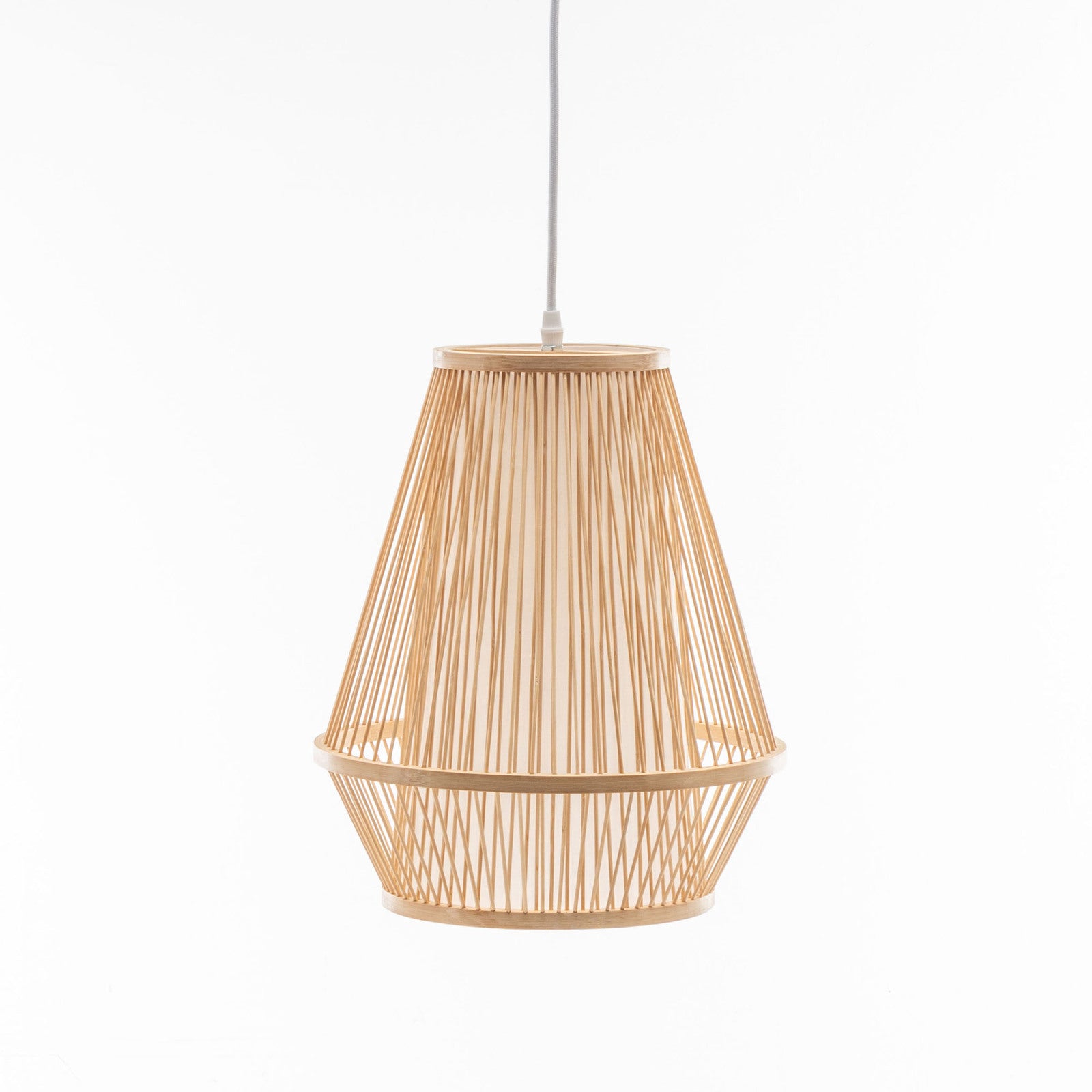 Natural Woven Bamboo – Eco-Friendly & Stylish Home Accents.