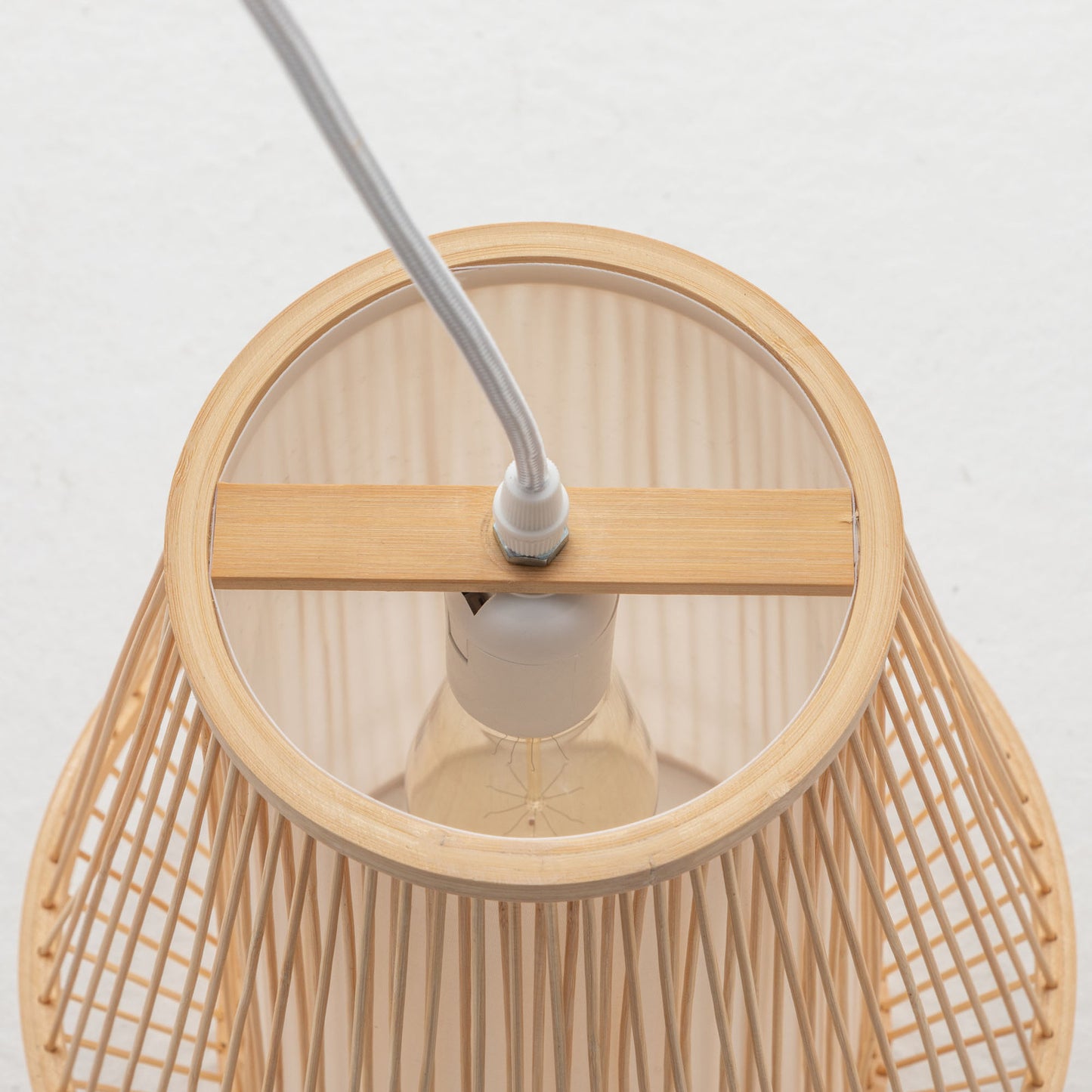 Natural Woven Bamboo – Eco-Friendly & Stylish Home Accents.
