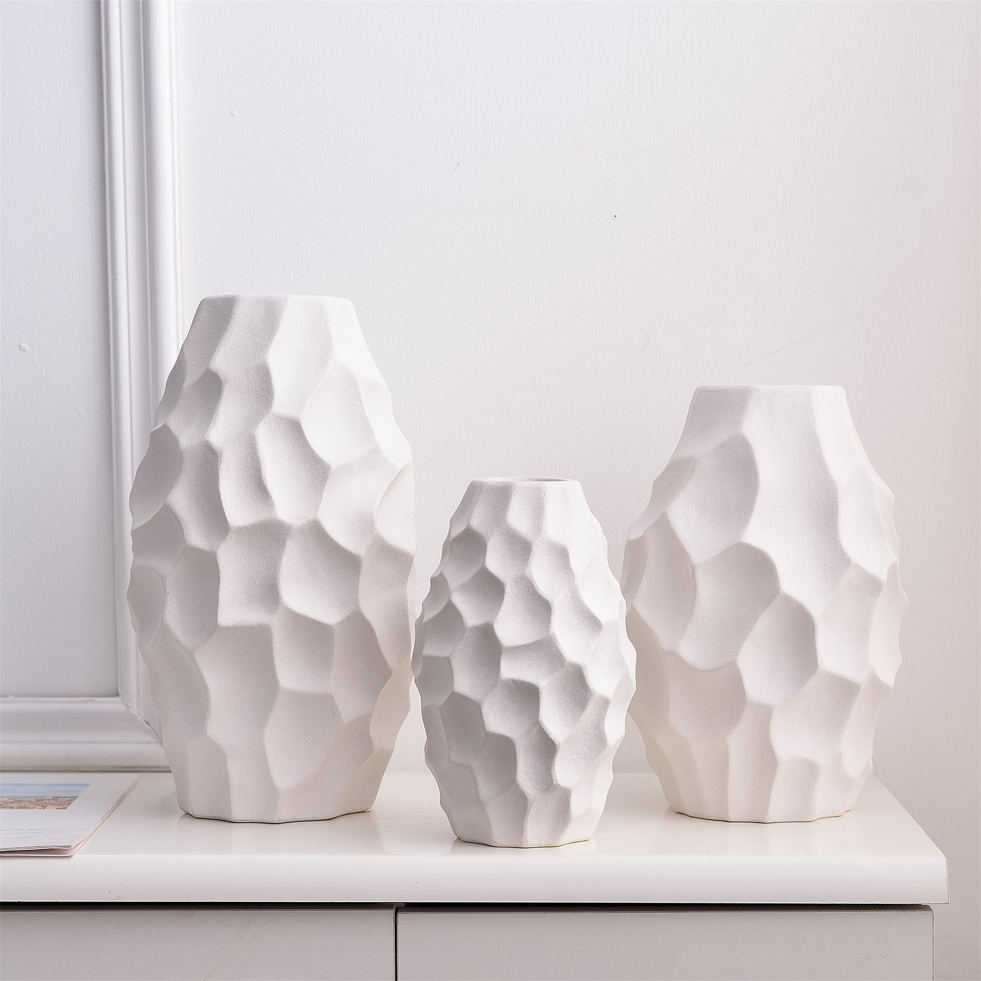 Wangcheng Nordic Vases - The Nest Trading Company